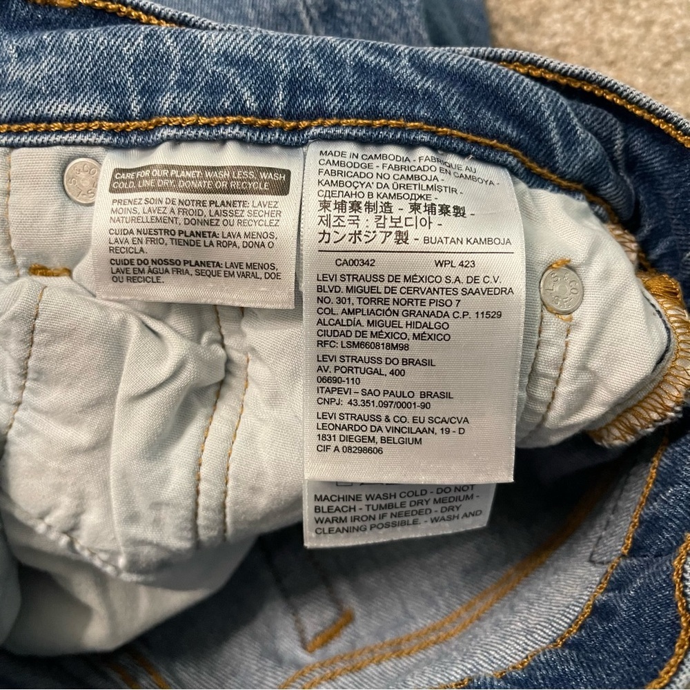 Levi's 501 Women's Skinny Jeans in Classic Blue - Picture 5 of 10